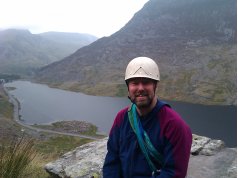 Keith on a Ledge above Llyn Ogwen